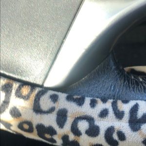 Meet your Posher, Adrian